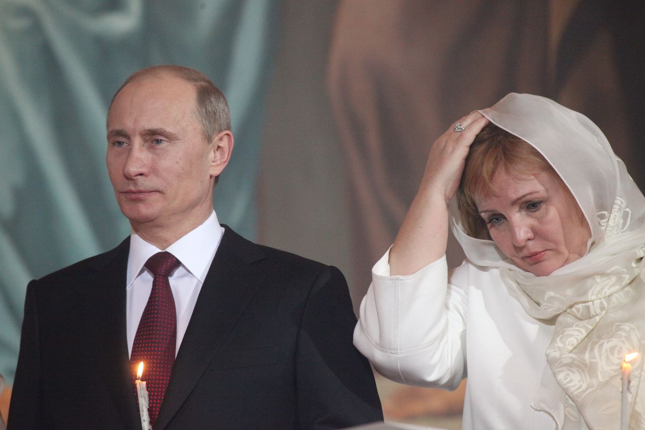 Ludmiła i Władimir Putinowie. Małżeństwo, które on kontrolował, a ona zakończyła