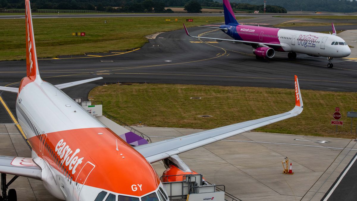 Fala upałów stopiła asfalt na drodze startowej lotniska Luton