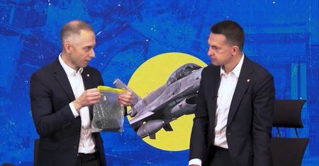 Plecak ewakuacyjny za 300 zł według MON. Internauci krytykują
