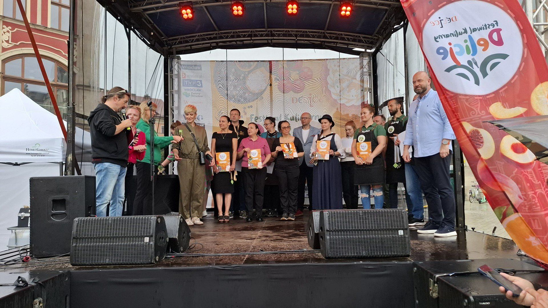 Deszcz nie przeszkodził! Festiwal Delicje 2025 pełen smaków i nagród na Rynku