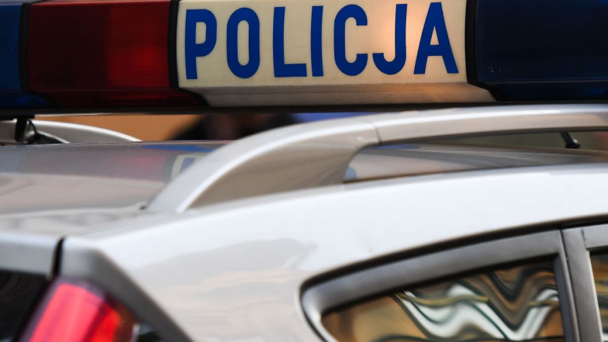 Atak nożownika przed szkołą podstawową w Witkowie