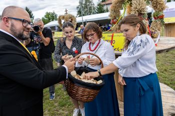 Cała gmina świętowała plony. Tak wyglądały dożynki w Złejwsi Wielkiej [zdjęcia]