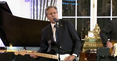 Co za głos! Polityk zaskoczył wszystkich
