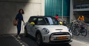 Jak ładować samochód elektryczny w domu? MINI ma rozwiązanie!