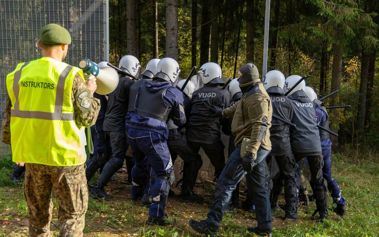 Tajemnicza grupa przy granicy z Łotwą. Przyznali się do incydentu