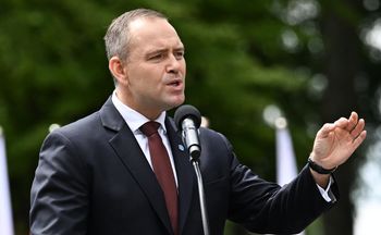 To weto wobec rzeczywistości. Prezydent próbuje zamknąć miłość i partnerstwo w politycznej szufladzie [OPINIA]