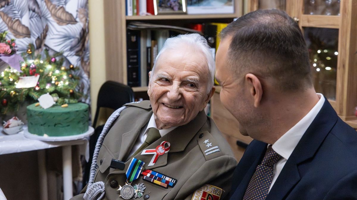Powstaniec Jakub Nowakowski skończył 101 lat. Odwiedził go prezydent