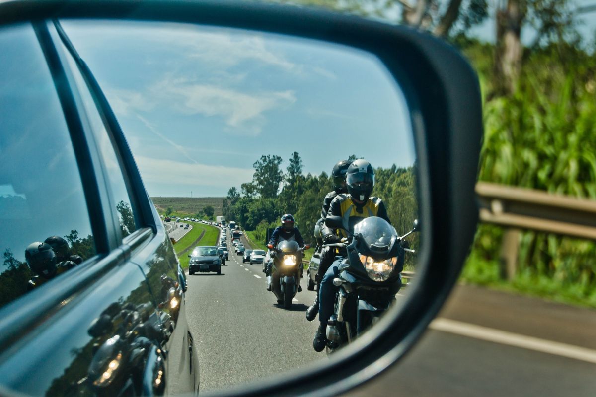 Motocyklowe kolumny na autostradach przestały mieć sens 