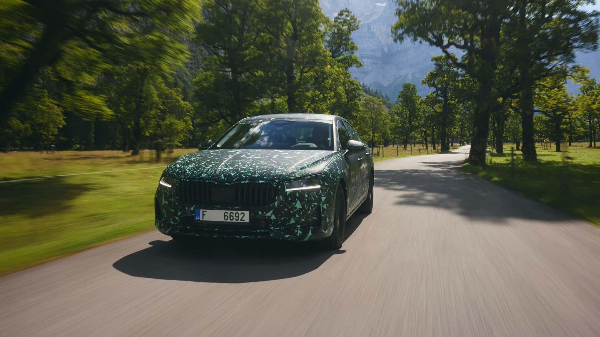 Nowa Škoda Superb