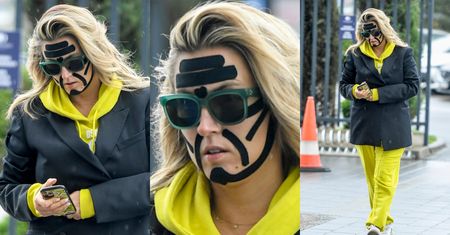 Umęczona Karolina Szostak z telefonem w dłoni i PLASTRAMI NA TWARZY zmierza na zgrupowanie reprezentacji (ZDJĘCIA)
