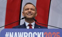 Doniesienia Onetu o Nawrockim. Połowa internautów je podważa