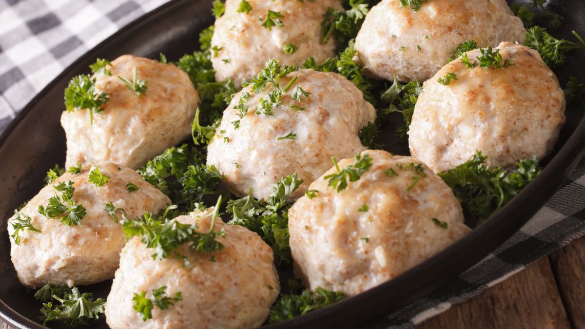 Kotlety mielone z indyka na parze