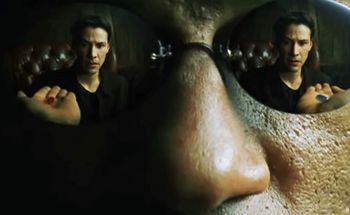 Pamiętasz tę scenę w "Matrixie"? Reżyserka oburzona interpretacjami