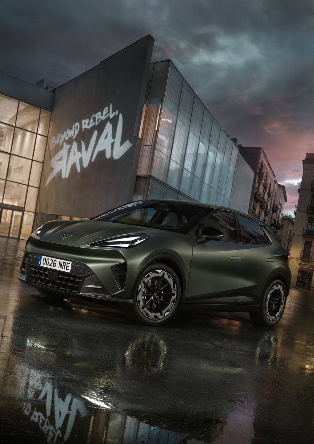 Cupra Raval w kolorze Manganese Matt