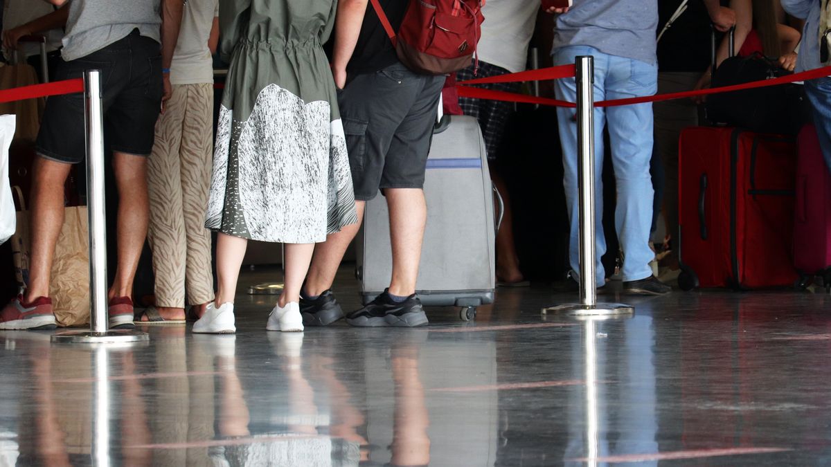 Wszystko przez znalezienie kamienia w walizce 