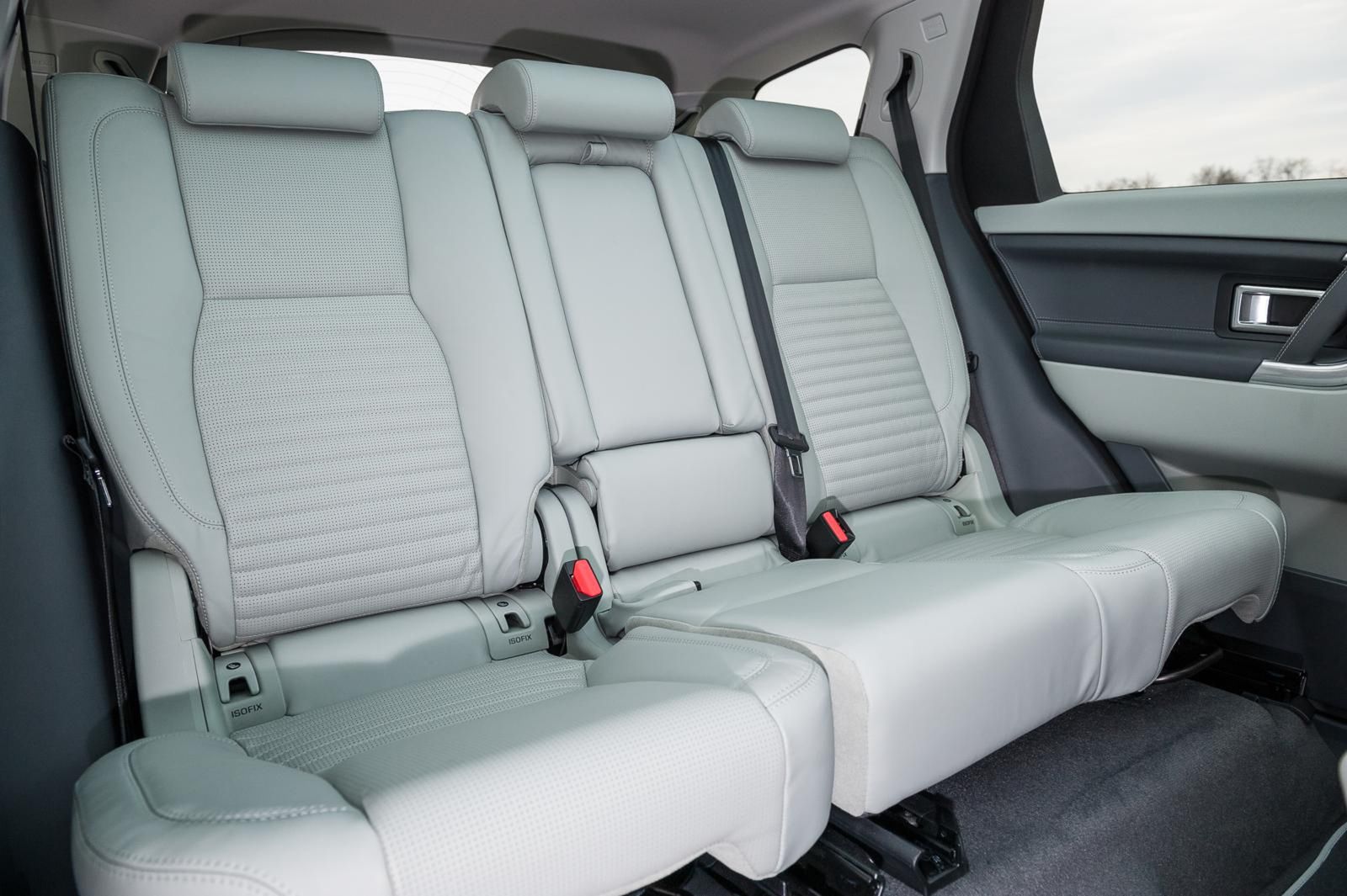 Land Rover Discovery Sport 15