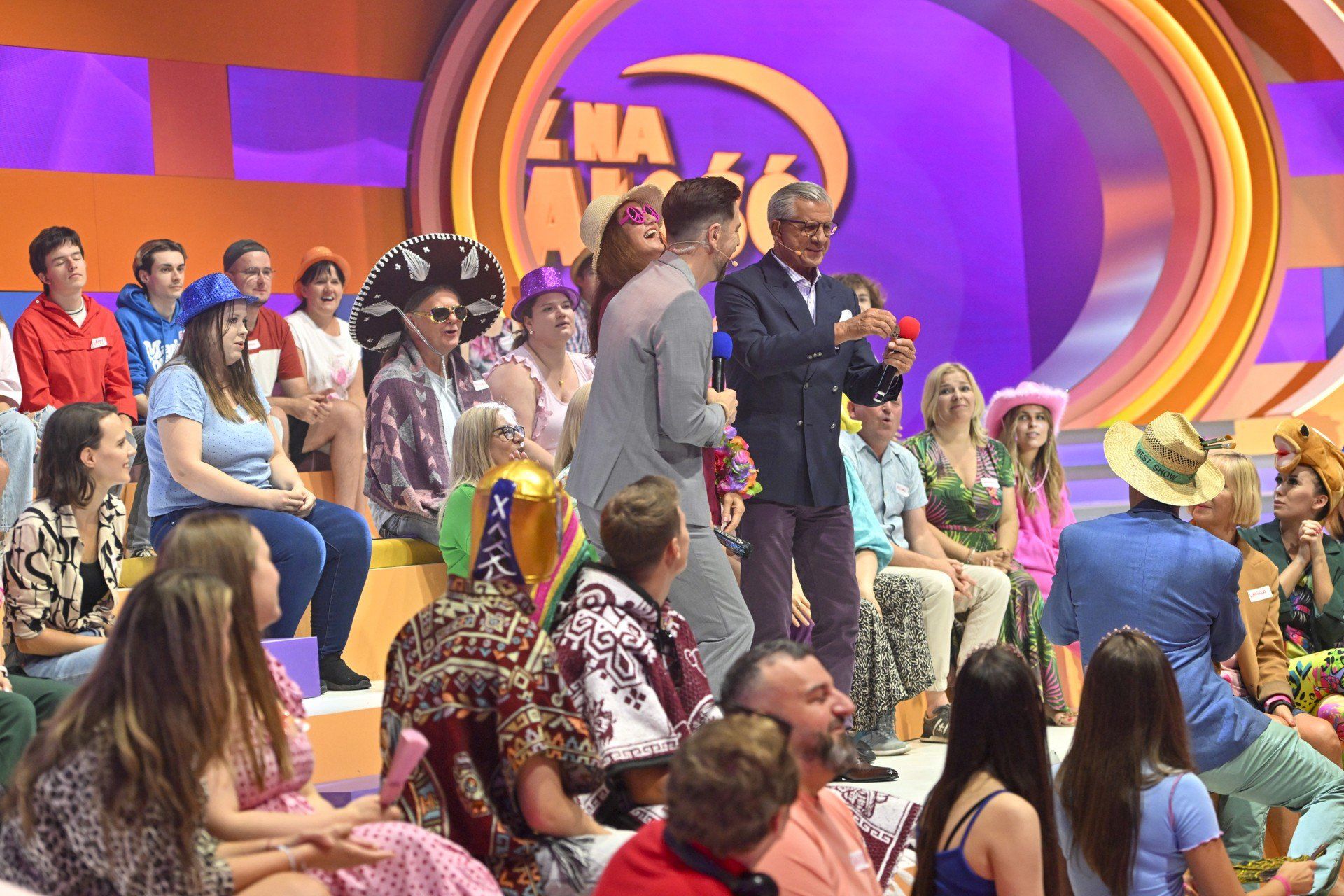 Po 24 latach przerwy na ekran powrócił kultowy teleturniej &#34;Idź na całość!&#34; - tym razem w nowej odsłonie na antenie TTV
