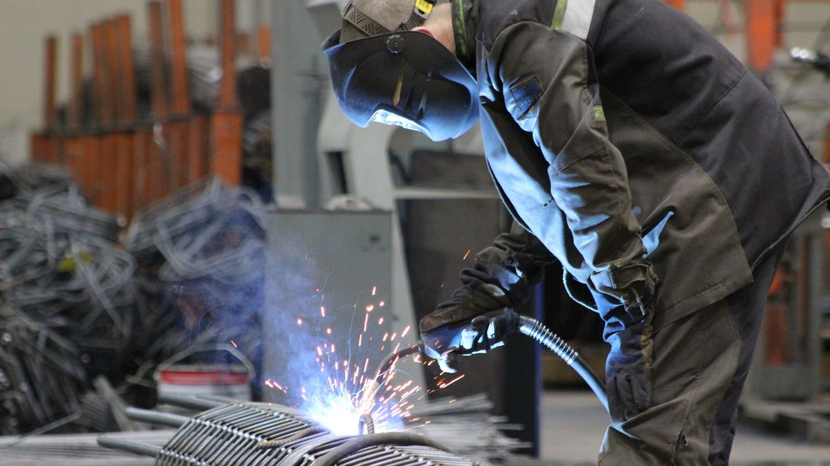 Polacy mieli być zmuszani do niewolniczej pracy. Mieszkali w przepełnionych pokojach z oknami bez klamek 