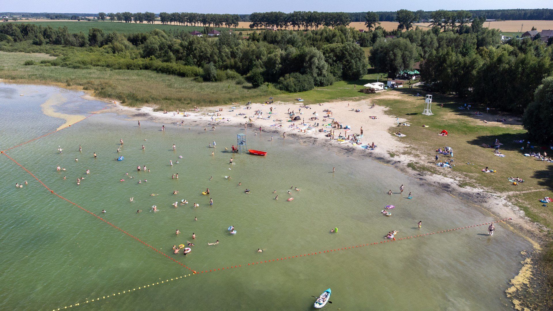 Plaża w Kamienicy – idealne miejsce na letni wypoczynek