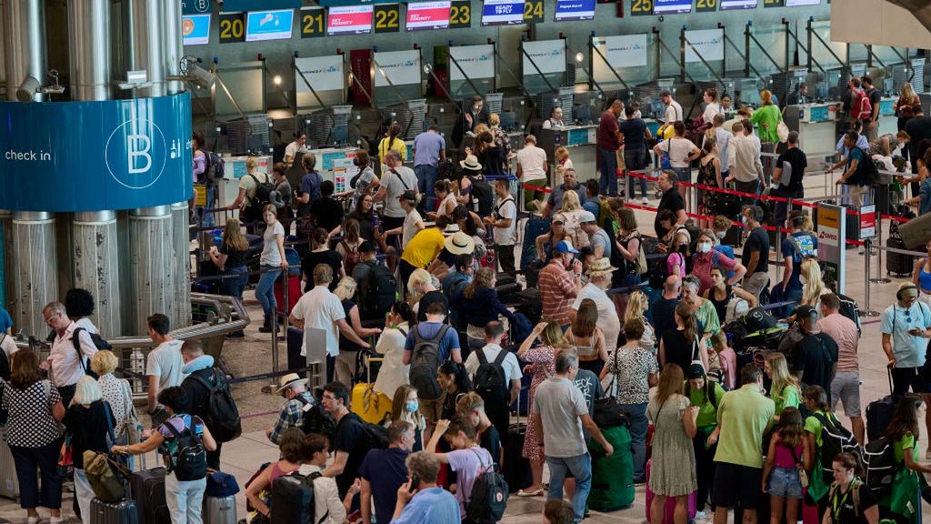 Lotnisko Humberto Delgado w Lizbonie