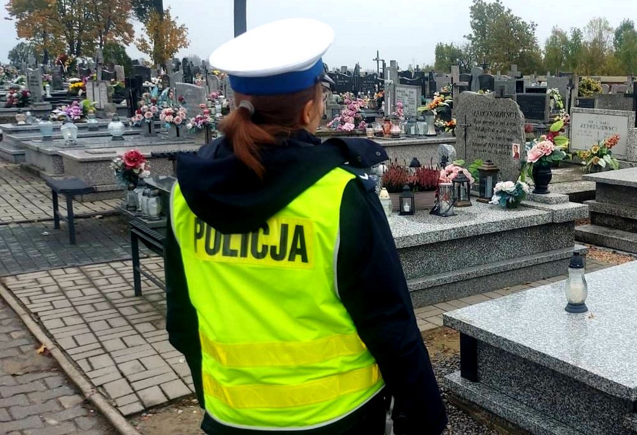 Groza na cmentarzu w Bytomiu. Zepchnął 92-latka na nagrobek