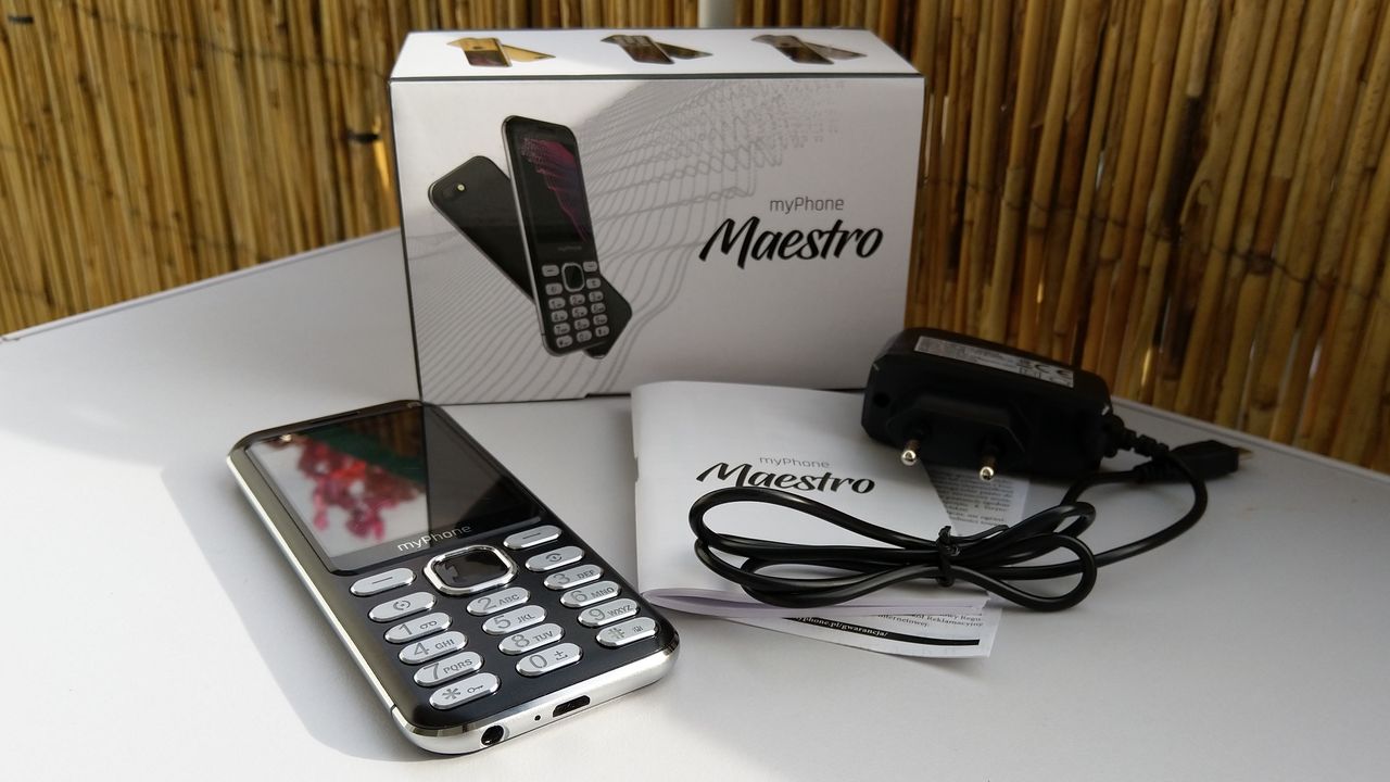 myPhone Maestro — recenzja nietuzinkowego telefonu z klawiszami!