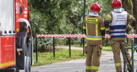 "Może być niebezpiecznie". IMGW ostrzega przed silnymi wiatrem