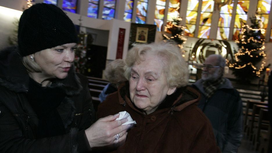 Łucja Bagińska w 2009 r. w 64. rocznicę zatopienia statku
