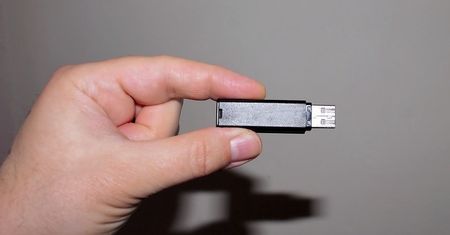Znajdujesz pendrive'a - co robisz? Czyli słowo o USB Killerze [AKT.]