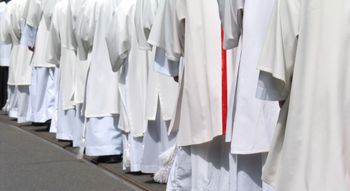 Fundusz Kościelny bez zmian. Miliony wciąż płyną