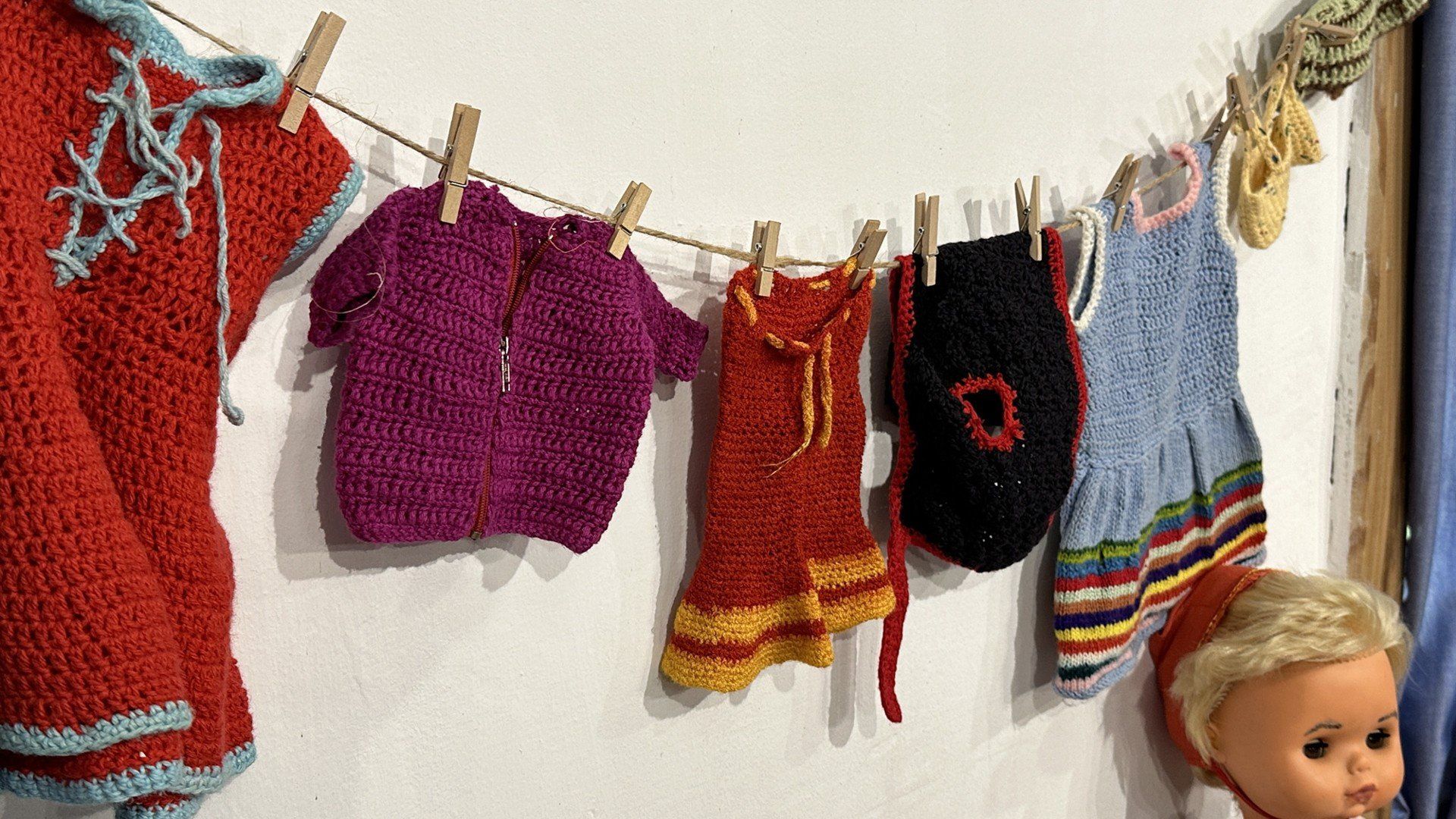 W Muzeum Etnograficzny w Zielonej Górze Ochli prezentowana jest wystawa zabawek, którymi bawili się nasi rodzice i dziadkowie