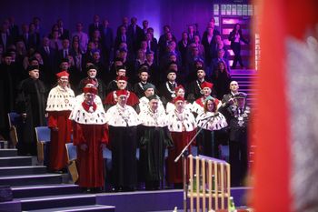 Święto Politechniki Śląskiej. Jubileusz 80-lecia gliwickiej uczelni. Było posiedzenie Senatu Uczelni, wręczono medale. Zobacz zdjęcia
