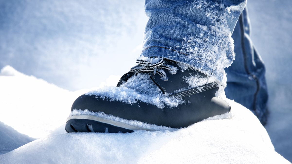 Sól drogowa to prawdziwe wyzwanie dla skórzanych butów