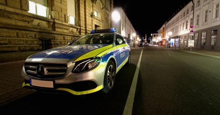 Makabra w Niemczech. Ze studzienki wystawały stopy