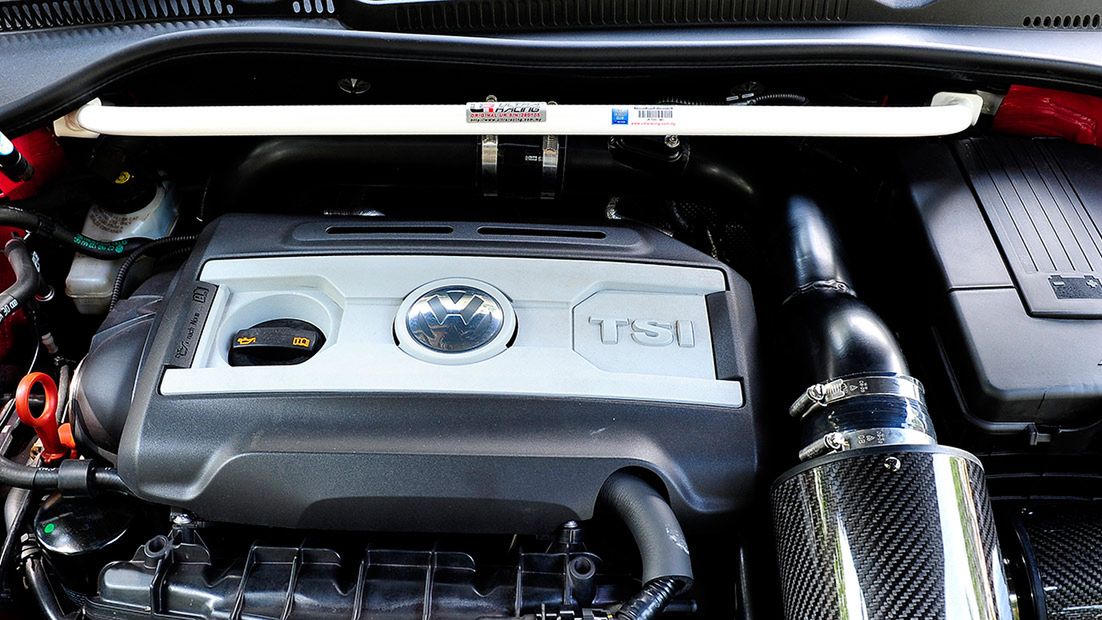 Rozpórki to element chętnie wykorzystywany przez firmy tuningowe oraz producentów sportowych aut.