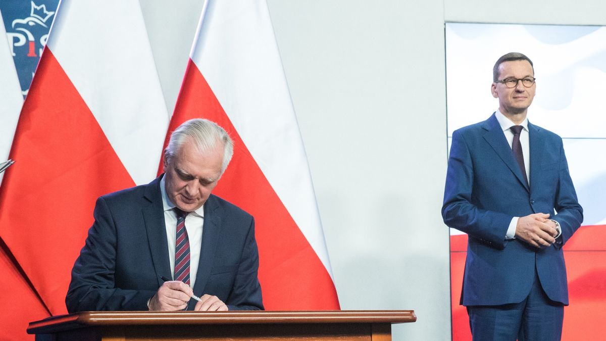 Jarosław Gowin wróci do rządu. Przejmie jeden z "superresortów".