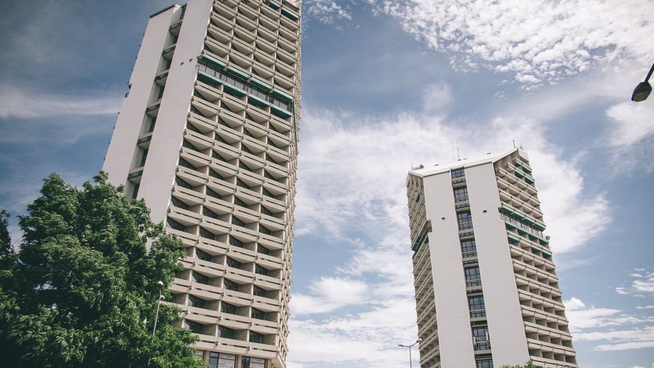 Wrocław Manhattan plac Grunwaldzki Grunwald kredka i ołówek akademik