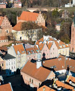 Wentylacja grozy. Zrobili kontrolę cebulą. Seniorka boi się o zdrowie