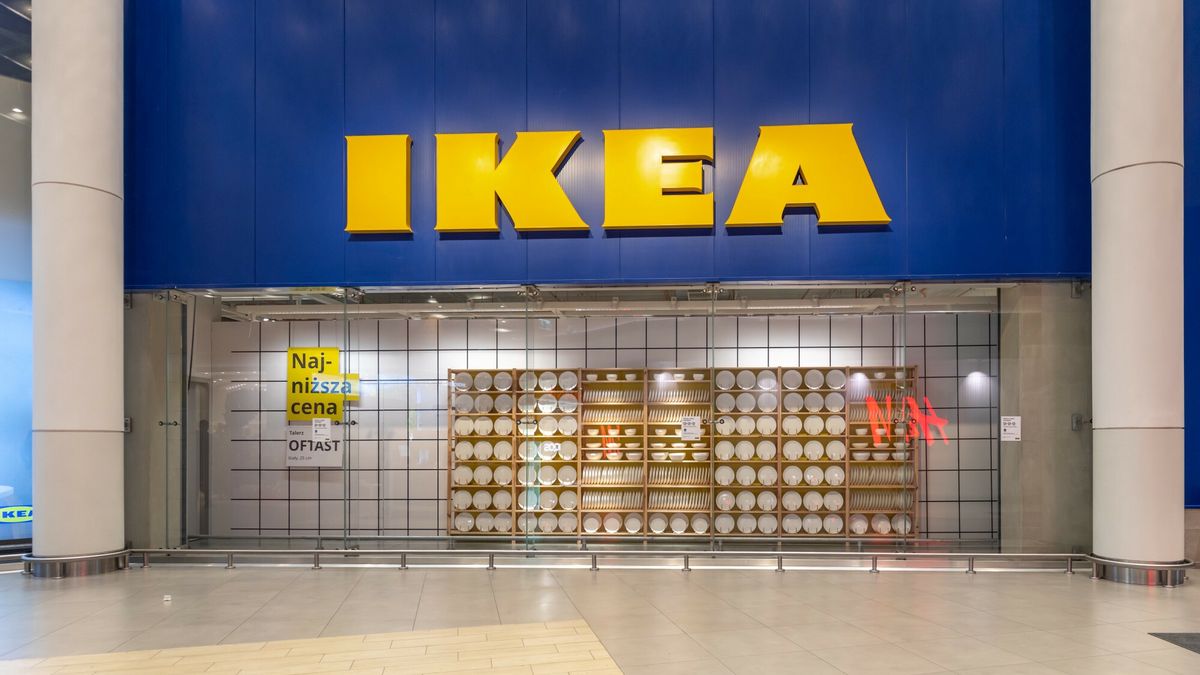 IKEA nie wiedziała, że reklamuje się w TV Republika