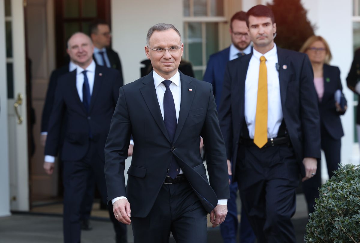 Andrzej Duda, usa, kancelaria prezydenta, samolot prezydencki Usterka w samolocie prezydenta. Wróci zapasową maszyną