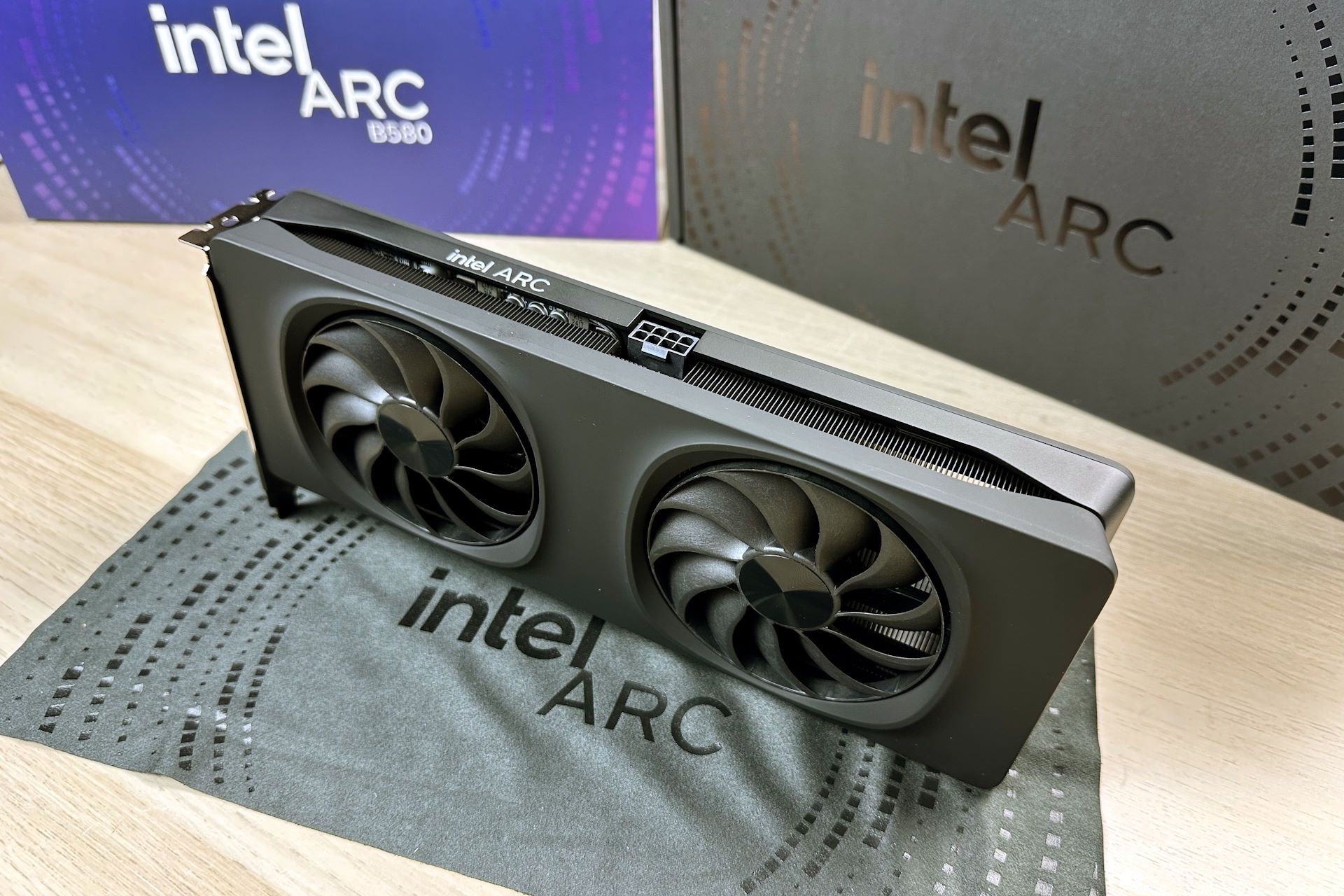 Intel Arc B580
