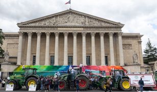 Rolnicy przed parlamentem w Paryżu. Zawieszają protest