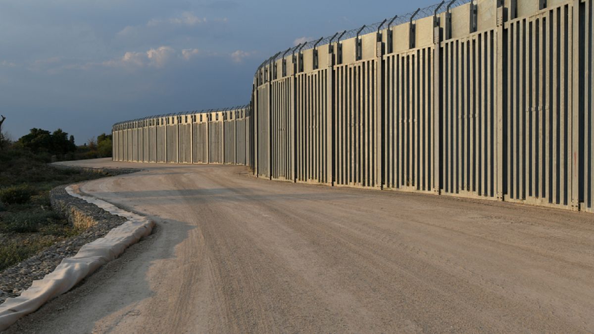 Grecja odgradza się od Turcji.