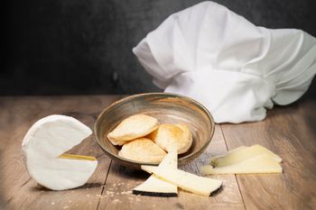 Wieluń: Projekt "Kulturalnie Lokalnie Ze smakiem" w Miejskiej i Gminnej Bibliotece Publicznej podsumowany