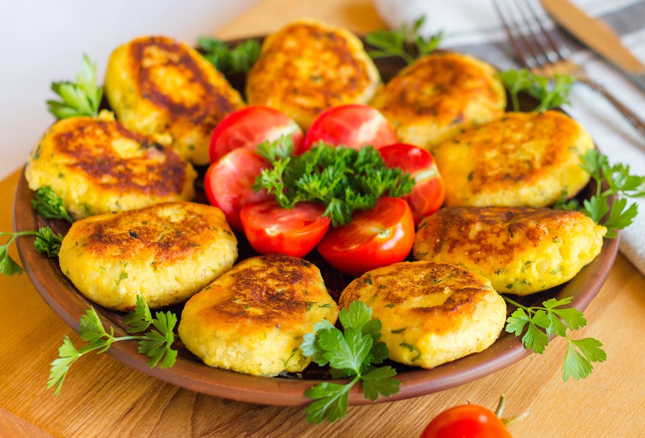 Znudziły mi się już zwykłe pierogi. Na obiad serwuję kotlety ruskie