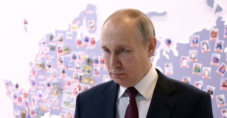 Rosja po prawie roku wojny. "Totalitaryzacja ustroju"