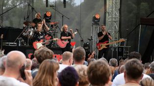 Wspaniały koncert Krzysztofa Cugowskiego na Dniach Jedlicza. Wystąpiły też m.in. grupy Czerwone Gitary i Daj To Głośniej