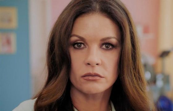 Facebook zapowiada serial "Queen America" z Catherine Zetą-Jones