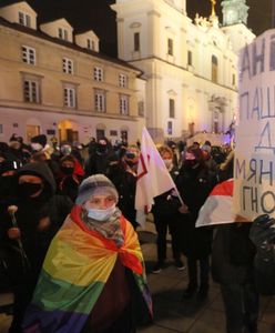 Warszawa. Demonstracja solidarności z walczącymi na Białorusi
