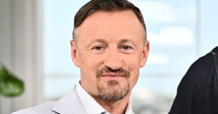 Adam Małysz prawi o swoim majątku: "Nie jestem BOGATYM człowiekiem, ale żyję na poziomie, który mnie zadowala"